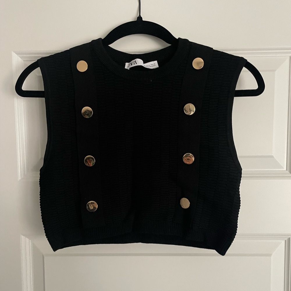 Black Crop Top